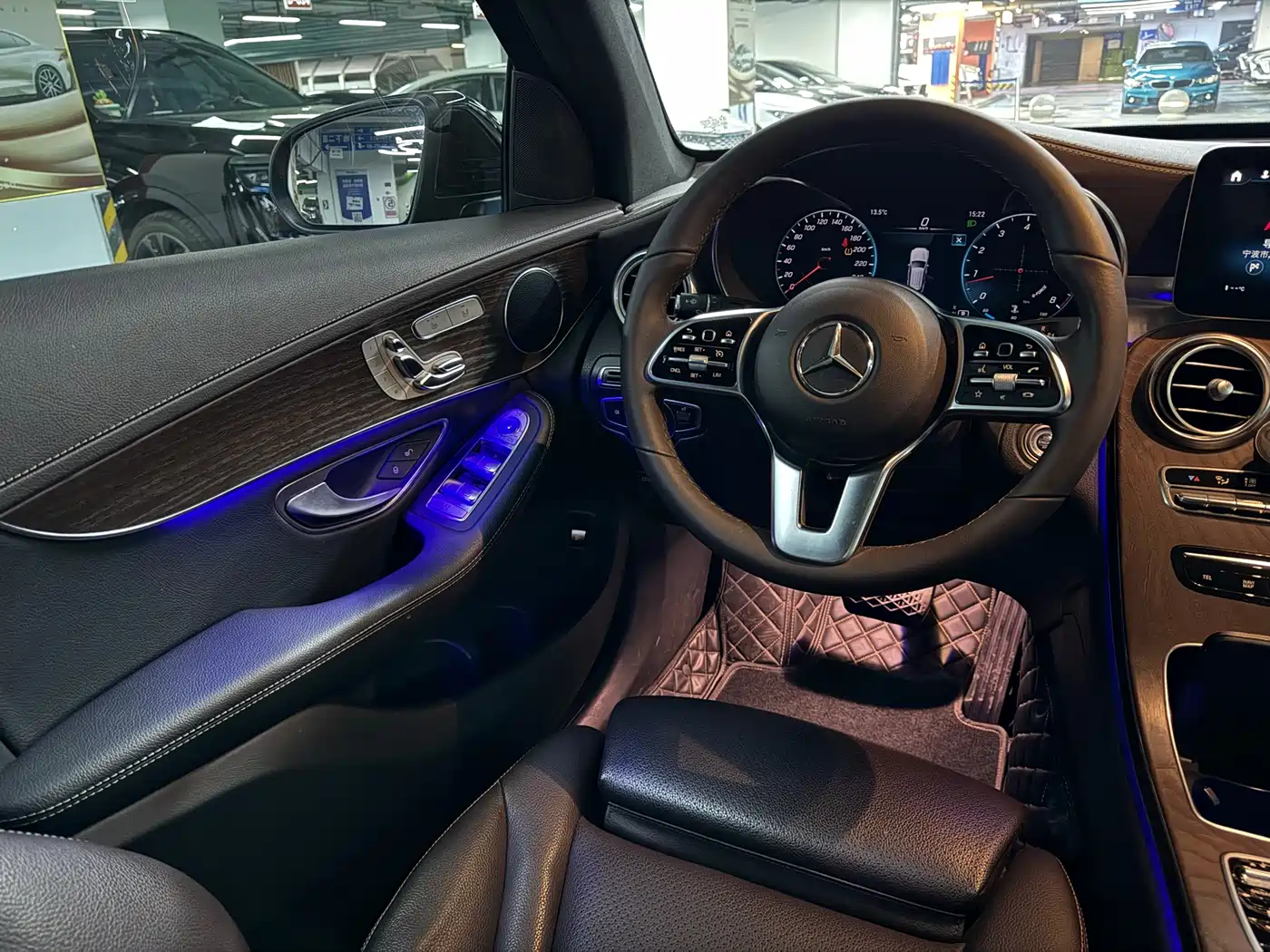 Mercedes-Benz GLC 2021 GLC 300 L 4MATIC Sporty фото 6