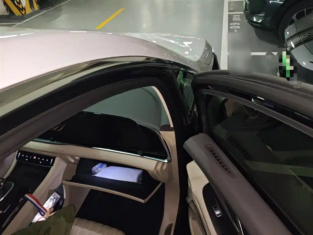 Voyah Auto Voyah Dreamer 2024 PHEV Extended Range Flagship Edition фото 20