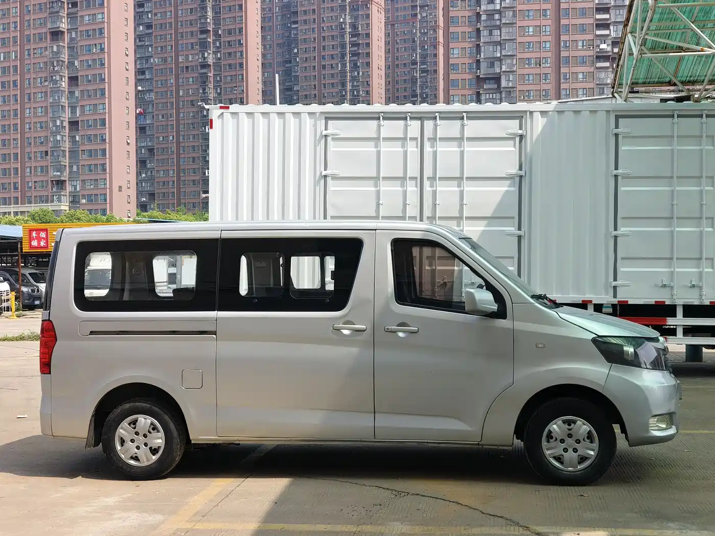 Changan Kaicheng Changan Ruixing M70 2021 2019 1.5L Comfort Version China VI 6-seater Flat Roof Tailgate DAM15KL