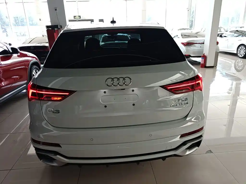 Audi Q3 2025 2025 quattro 45th Anniversary Edition 40TFSI Fashion Dynamic
