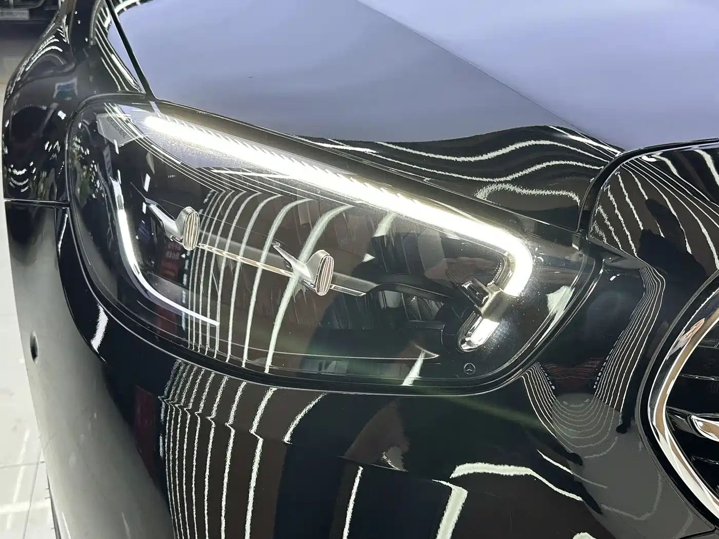 Mercedes-Benz E-Class New Energy 2022 Facelift E 350 e L Plug-in Hybrid Sport Sedan фото 21