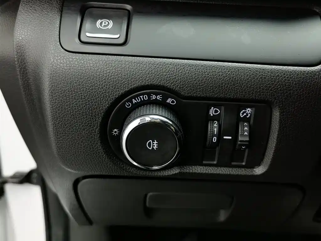 Buick GL6 2021 323T Mild Hybrid Connected Luxury фото 21