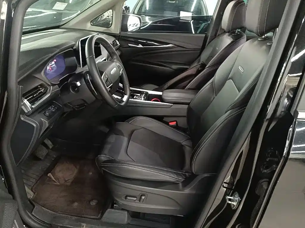 SAIC Maxus Maxus G50 2023 2023 Model PLUS 1.5T Happiness Recommended Auto Cruise Edition