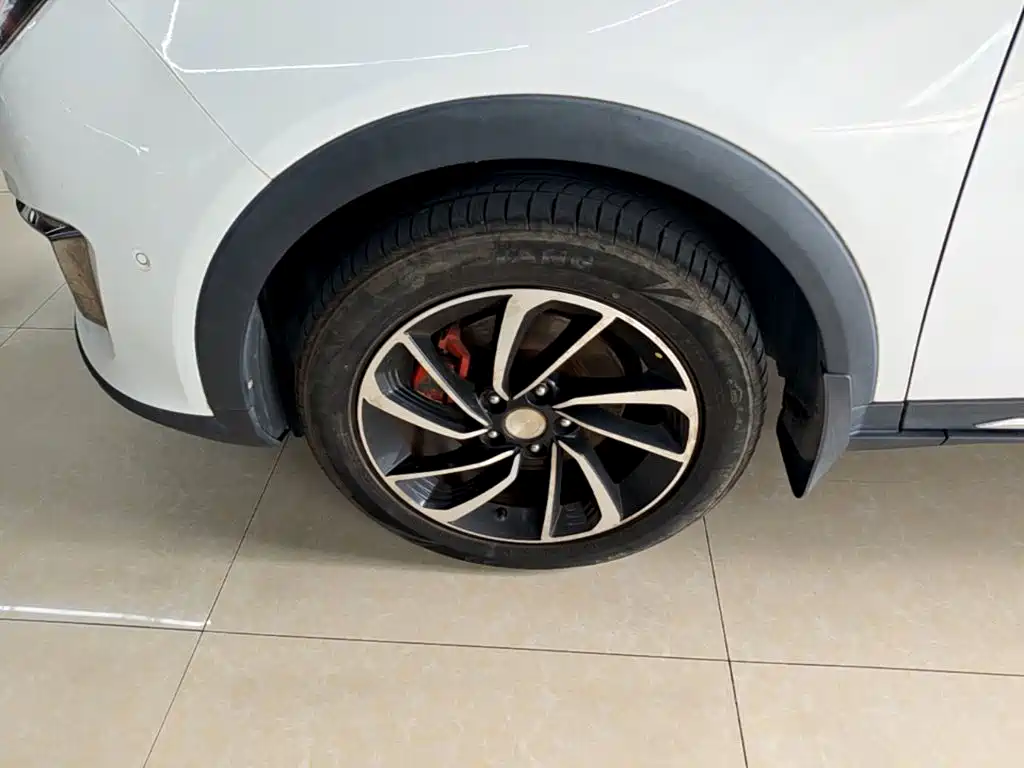 Zotye T300 2018 2017 1.5T CVT Executive