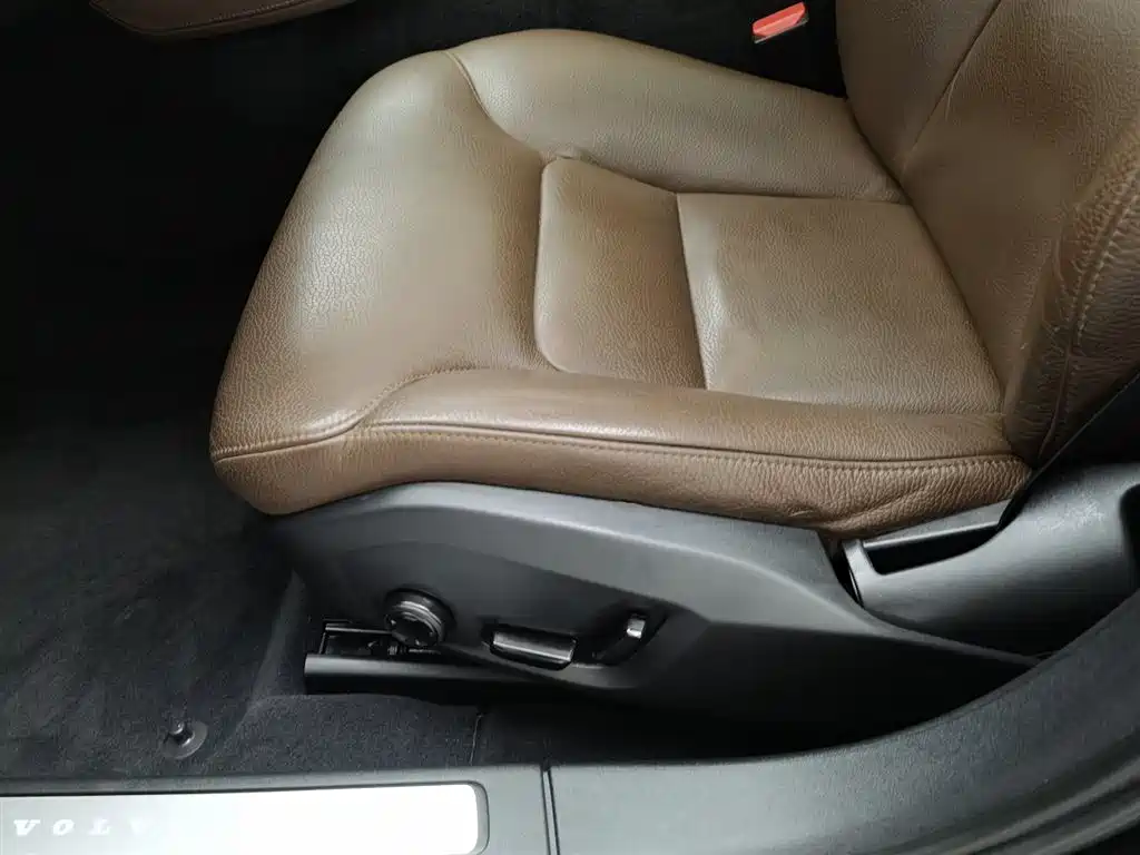 VOLVO S90 PLUG IN HYBRID