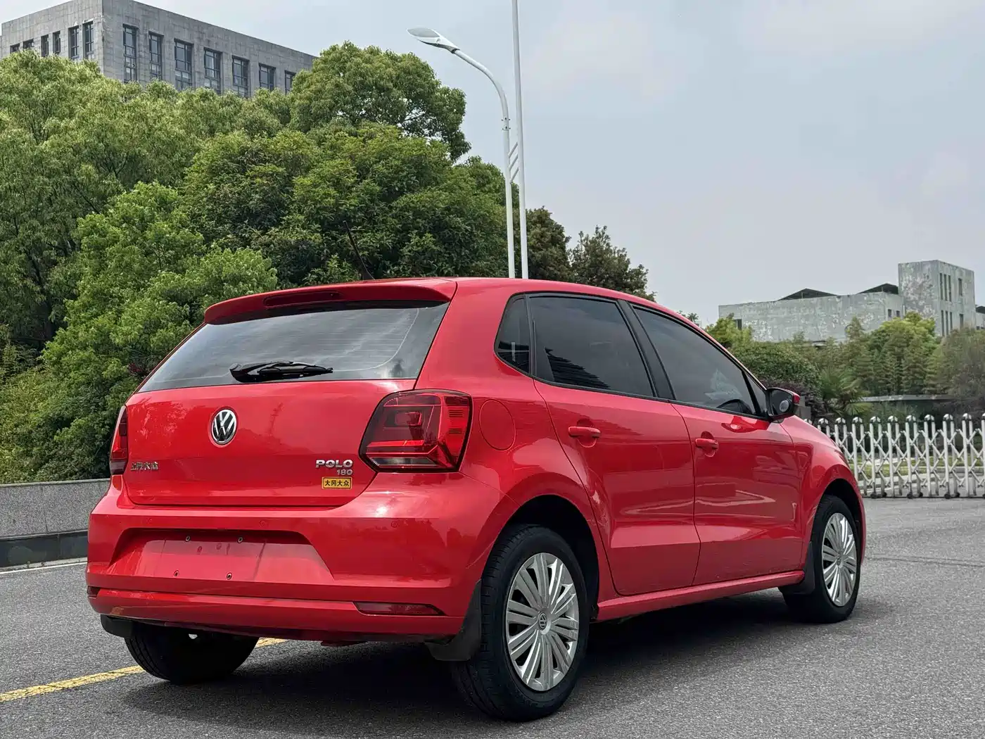 Volkswagen Polo 2016 1.6L Automatic Comfort фото 4
