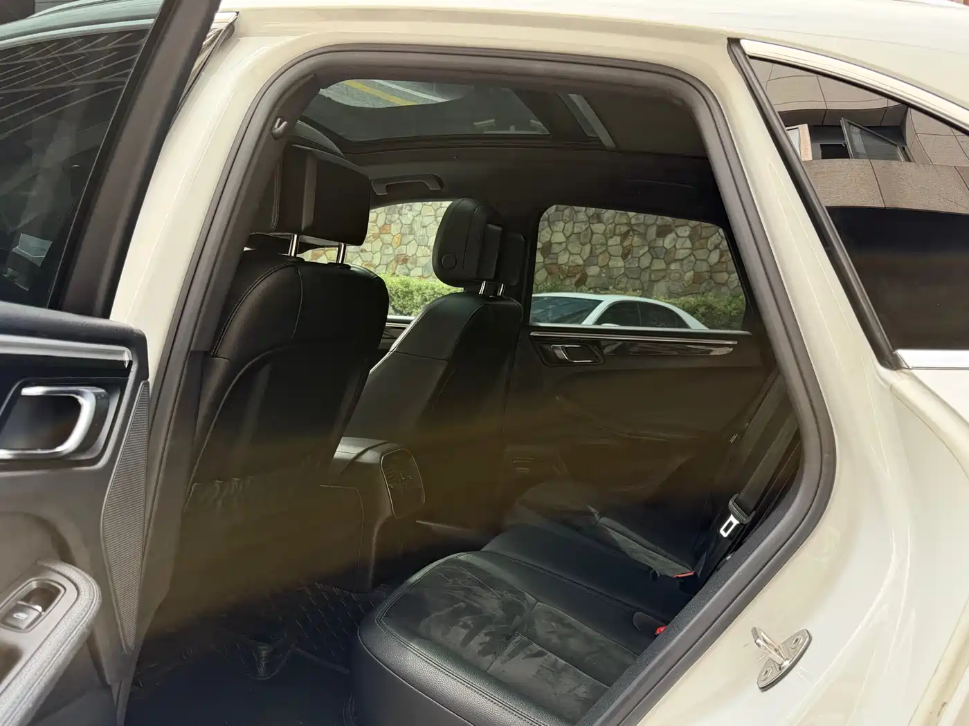 Porsche Macan 2017 Macan 2.0T фото 8