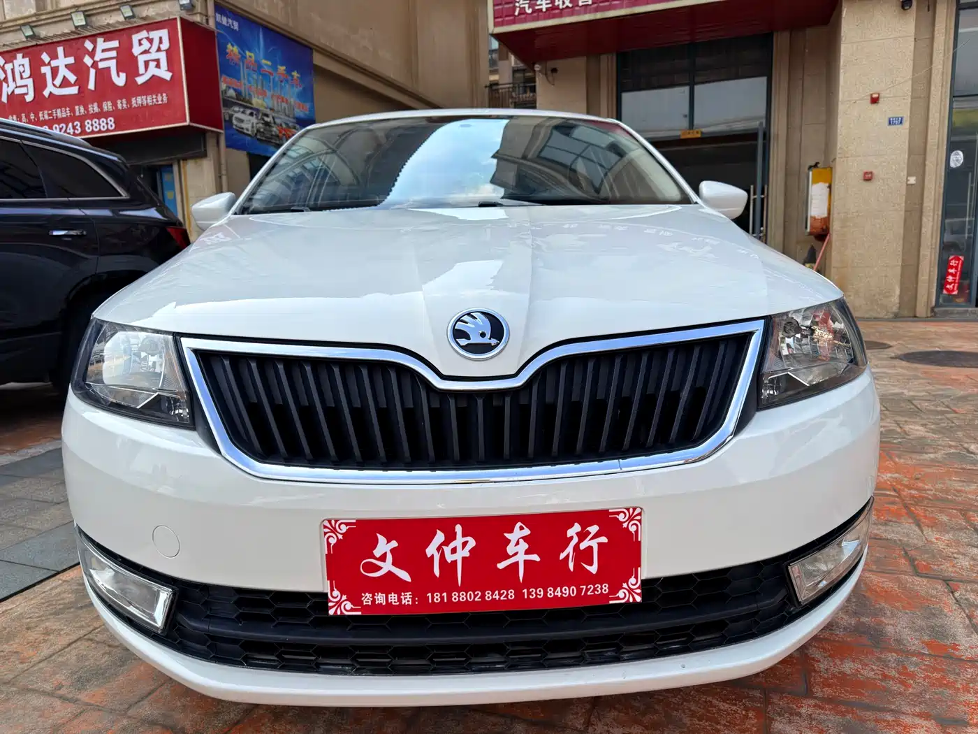 Škoda Rapid 2016 1.6L Automatic Pioneer Edition фото 2
