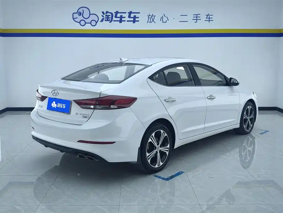 Hyundai Elantra 2018 1.4T DCT Dynamic·Vitality Model фото 3