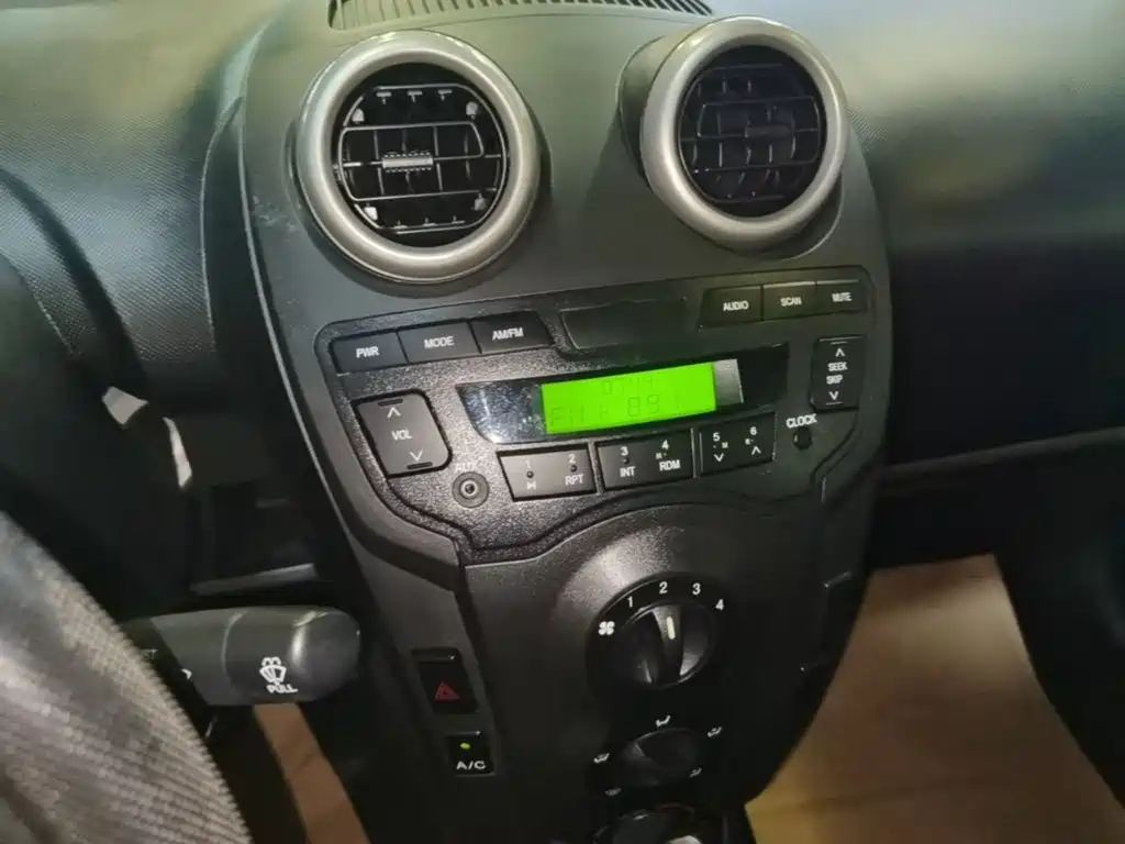 BYD F0 2017 2015 1.0L AMT Xuan Cool Edition