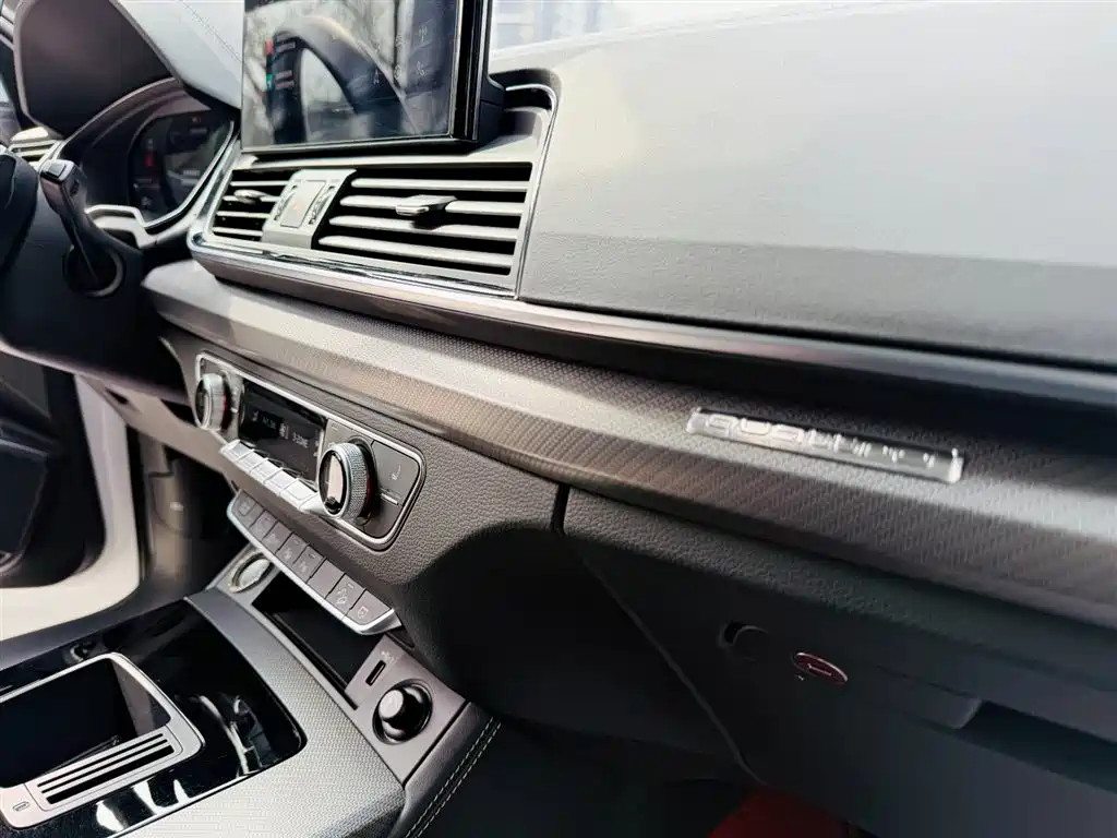 Audi Q5L 2022 40T RS Kit Racing Speed Edition фото 13