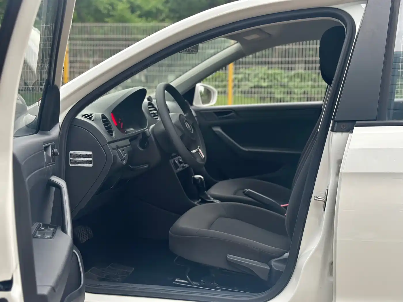 Volkswagen Jetta 2015 Value Edition 1.6L Automatic Fashion фото 7