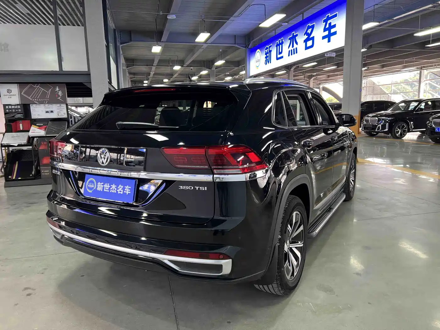 Volkswagen Teramont 2020 Teramont X Facelift 380TSI 4WD Luxury Edition фото 12