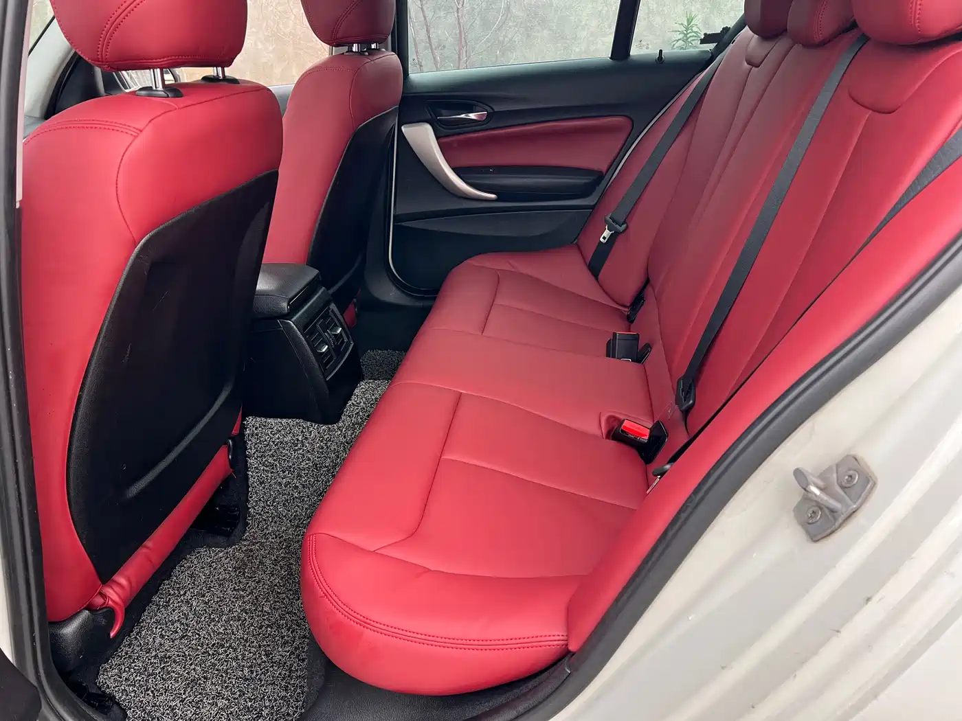 BMW 1 Series (Import) 2013 Facelift 118i Leading Model фото 8