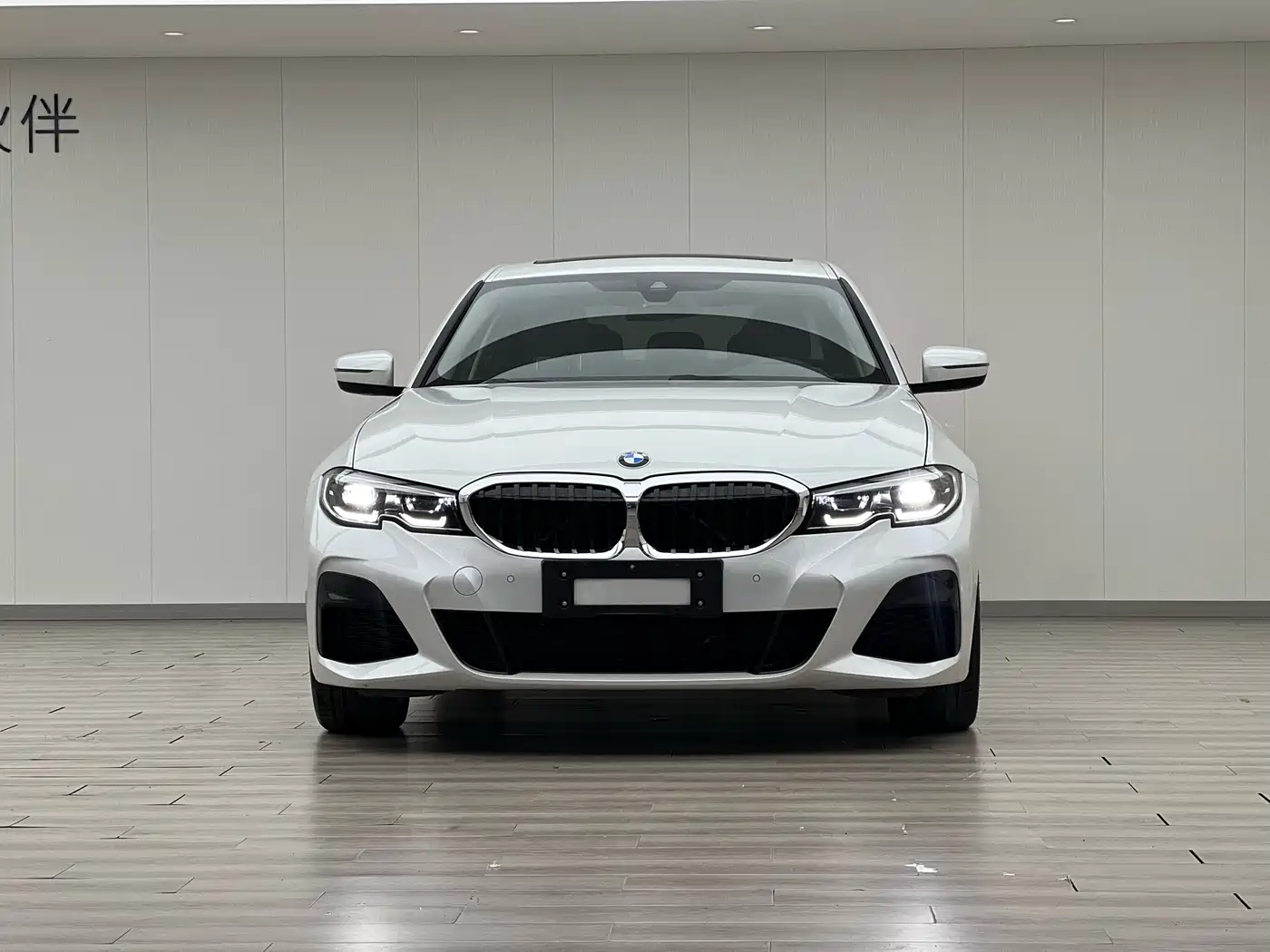 BMW 3 SERIES