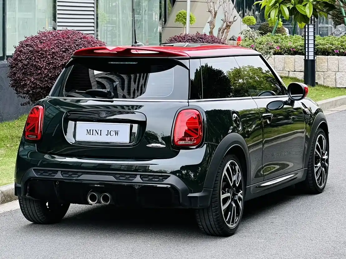 MINI JCW