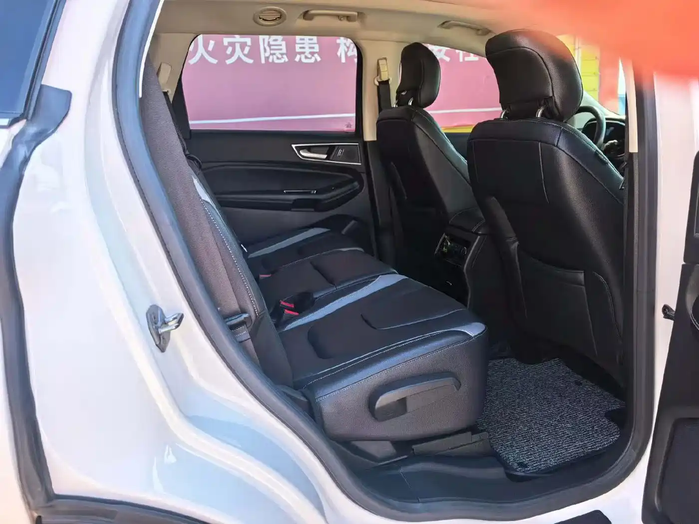 Фото 5 - Ford Edge