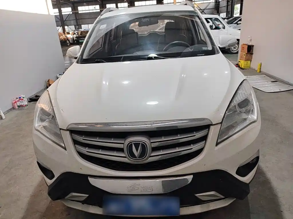 Фото 3 - Changan CS35