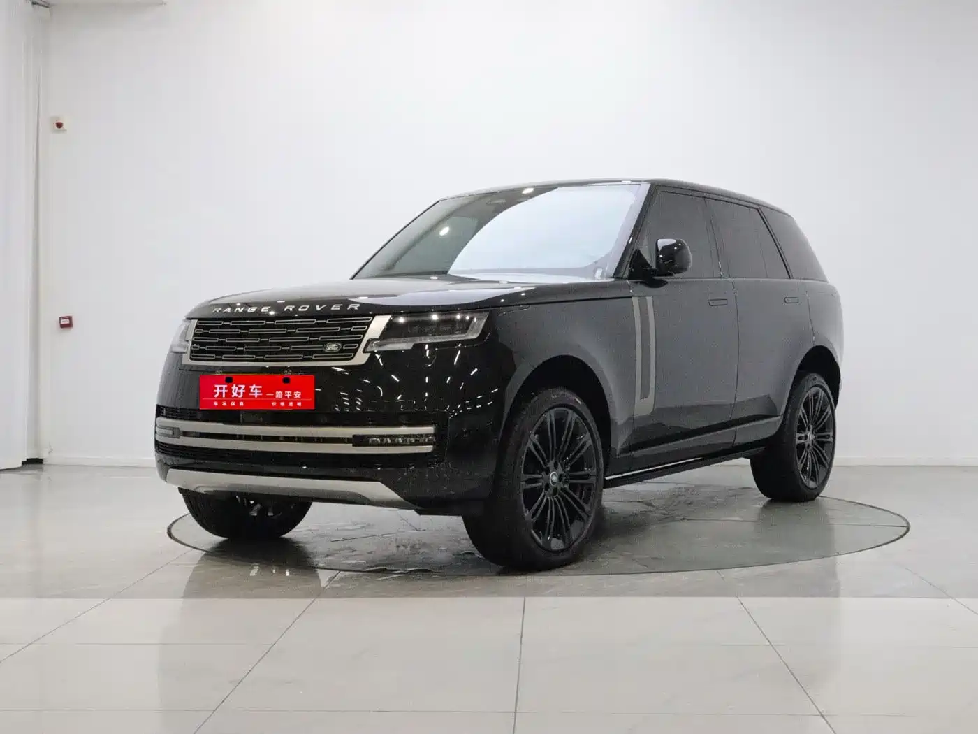 Land Rover Range Rover 2025 — пригон из Китая