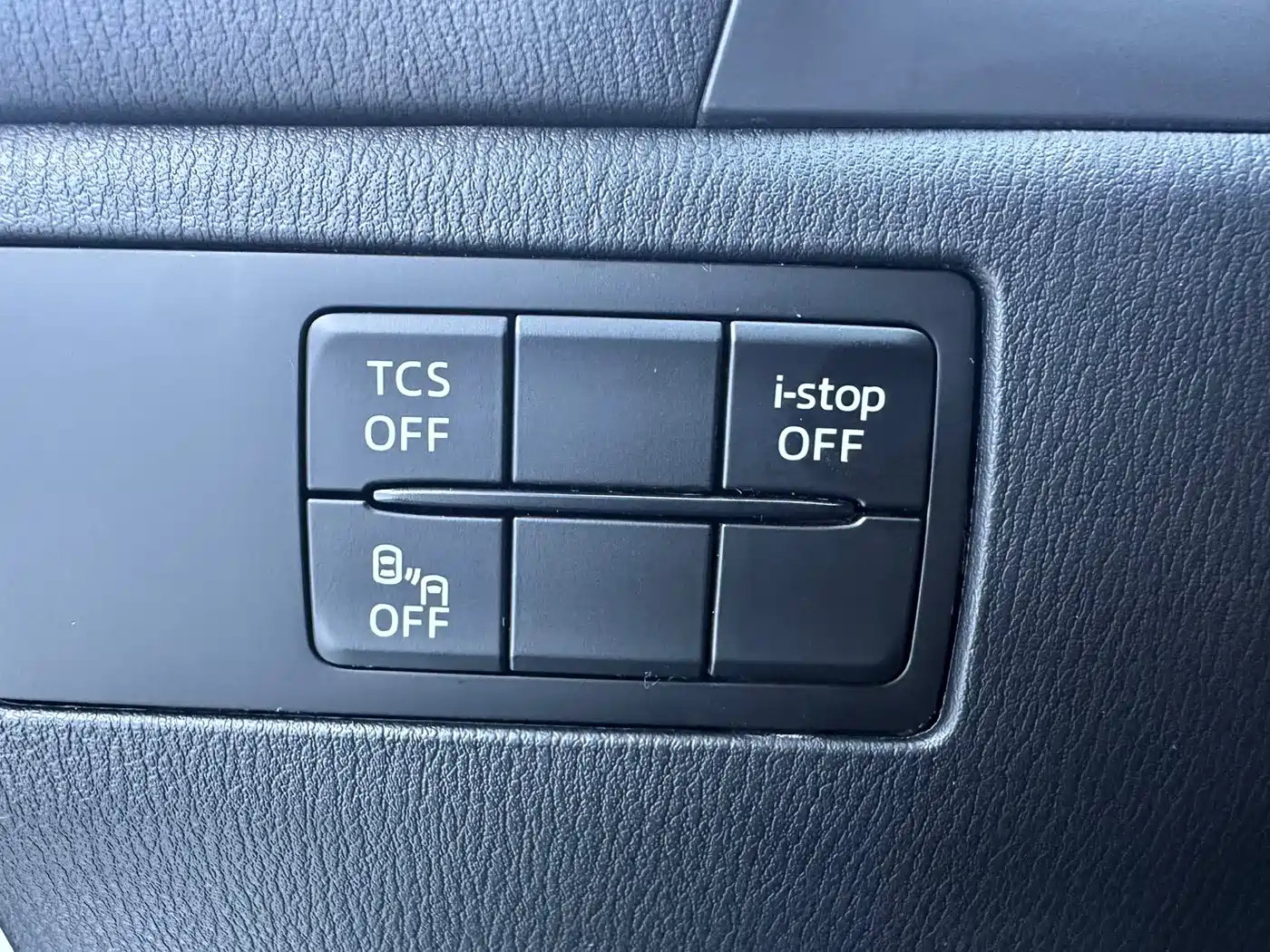 Mazda CX-4 2023 2021 2.0L Auto FWD Skyactiv Explorer Edition
