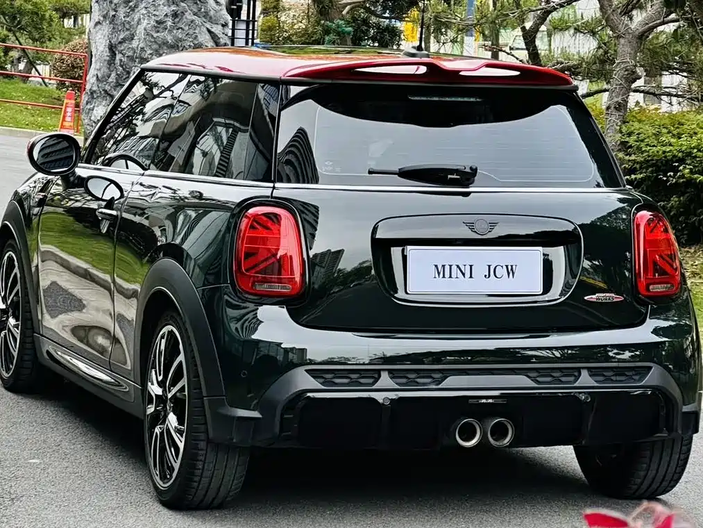MINI JCW