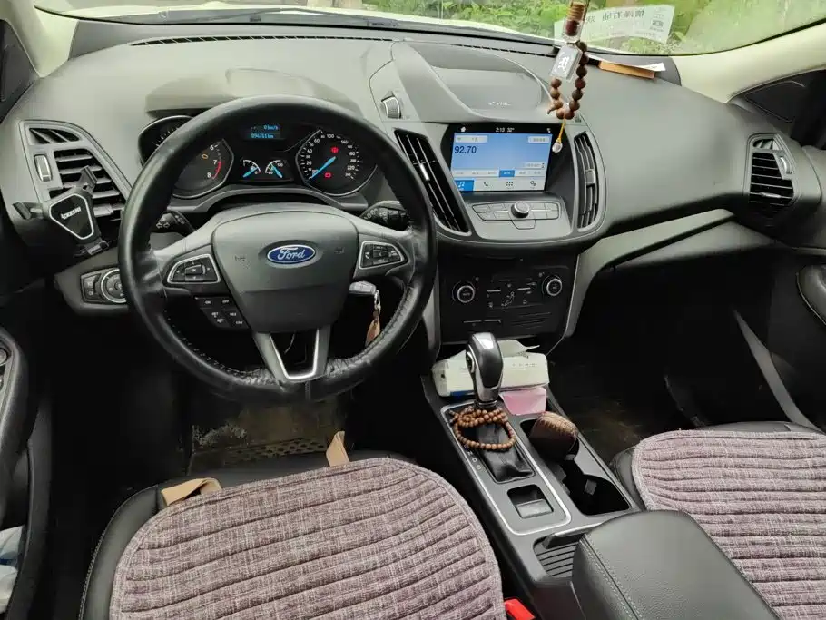 Ford Kuga 2020 2019 EcoBoost 180 2WD Platinum Wing Edition China VI