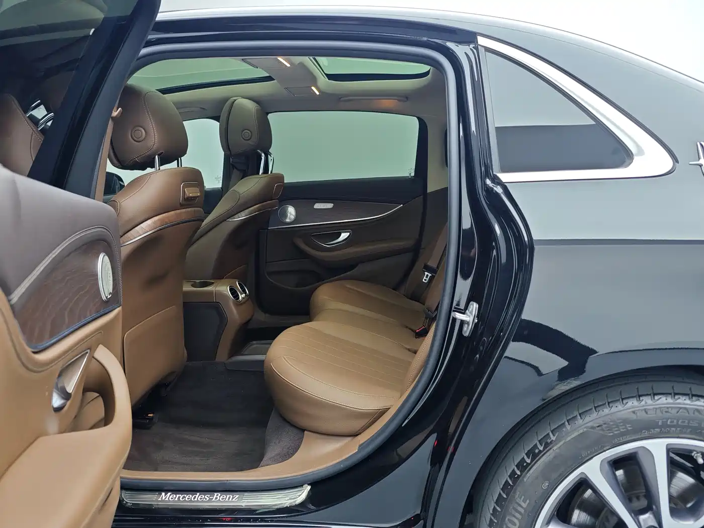 Mercedes-Benz E-Class 2019 Facelift E 300 L Fashion фото 13