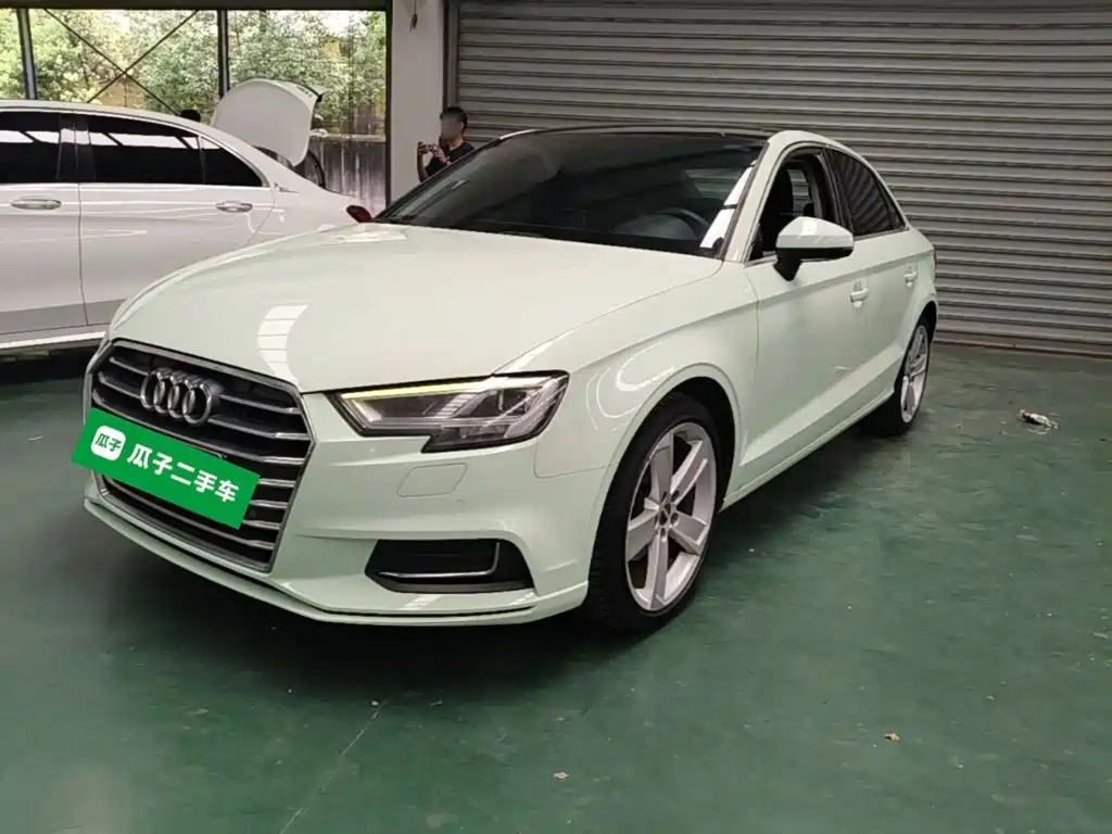 Фото 2 - Audi A3