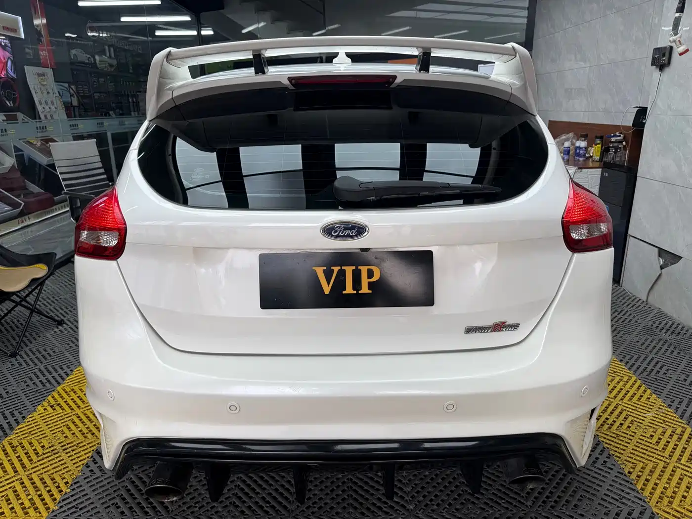 Фото 8 - Ford Focus