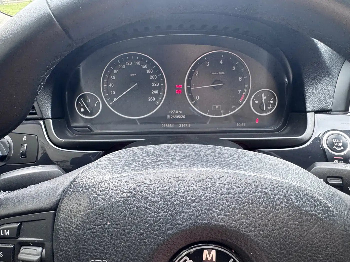 BMW 5 Series (Import) 2014 520i Classic фото 18