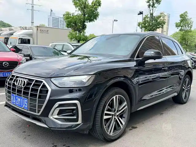 Audi Q5L 40T, Люкс Драйв