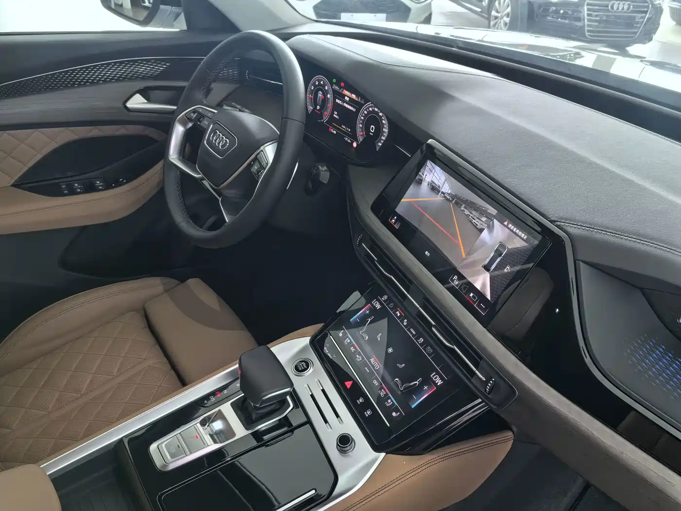 Audi Q6 2025 2024 45 TFSI quattro Qi Yun Yu Lin Package 6-seater