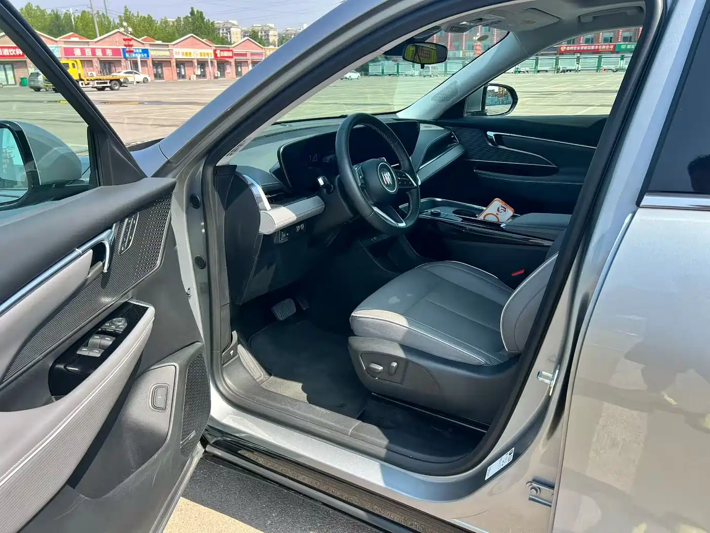 Buick E5 2025 2025 Model 620KM Premium Edition