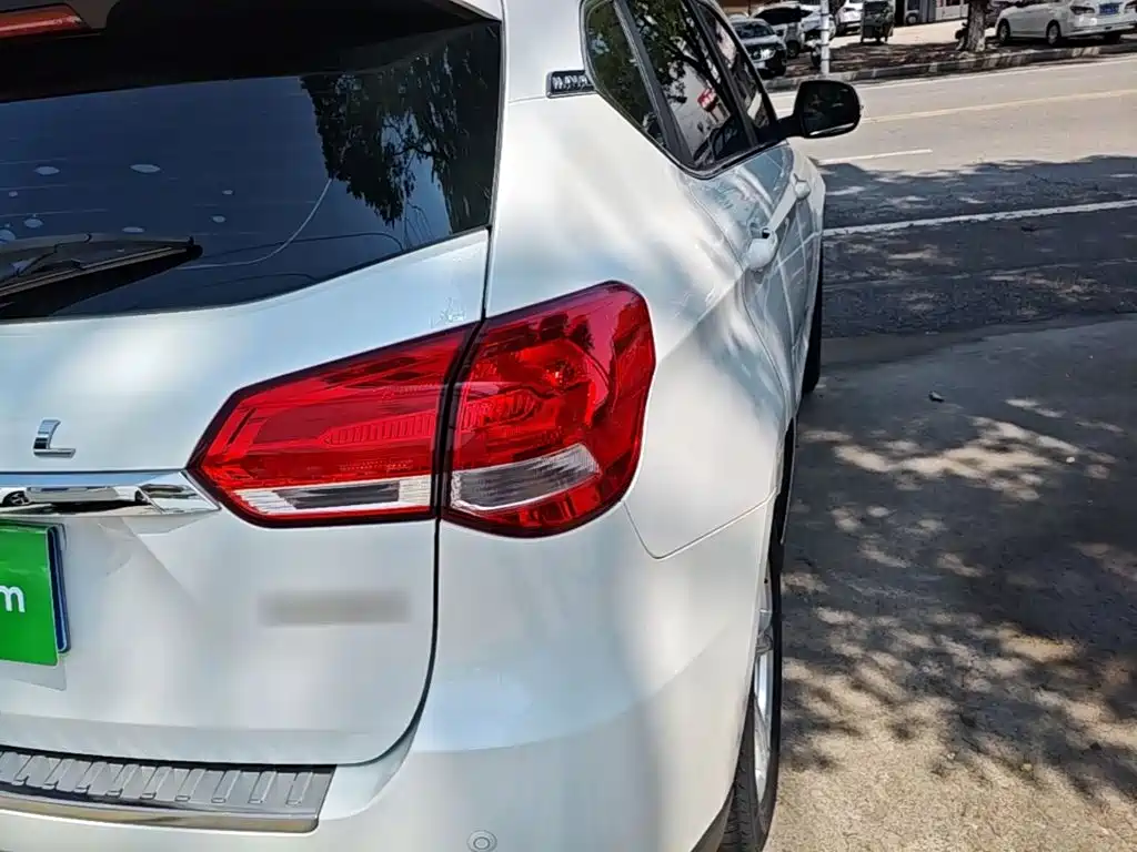 Фото 24 - Haval H2