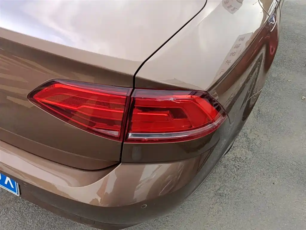 Volkswagen Lamando 2015 330TSI DSG Comfort фото 8