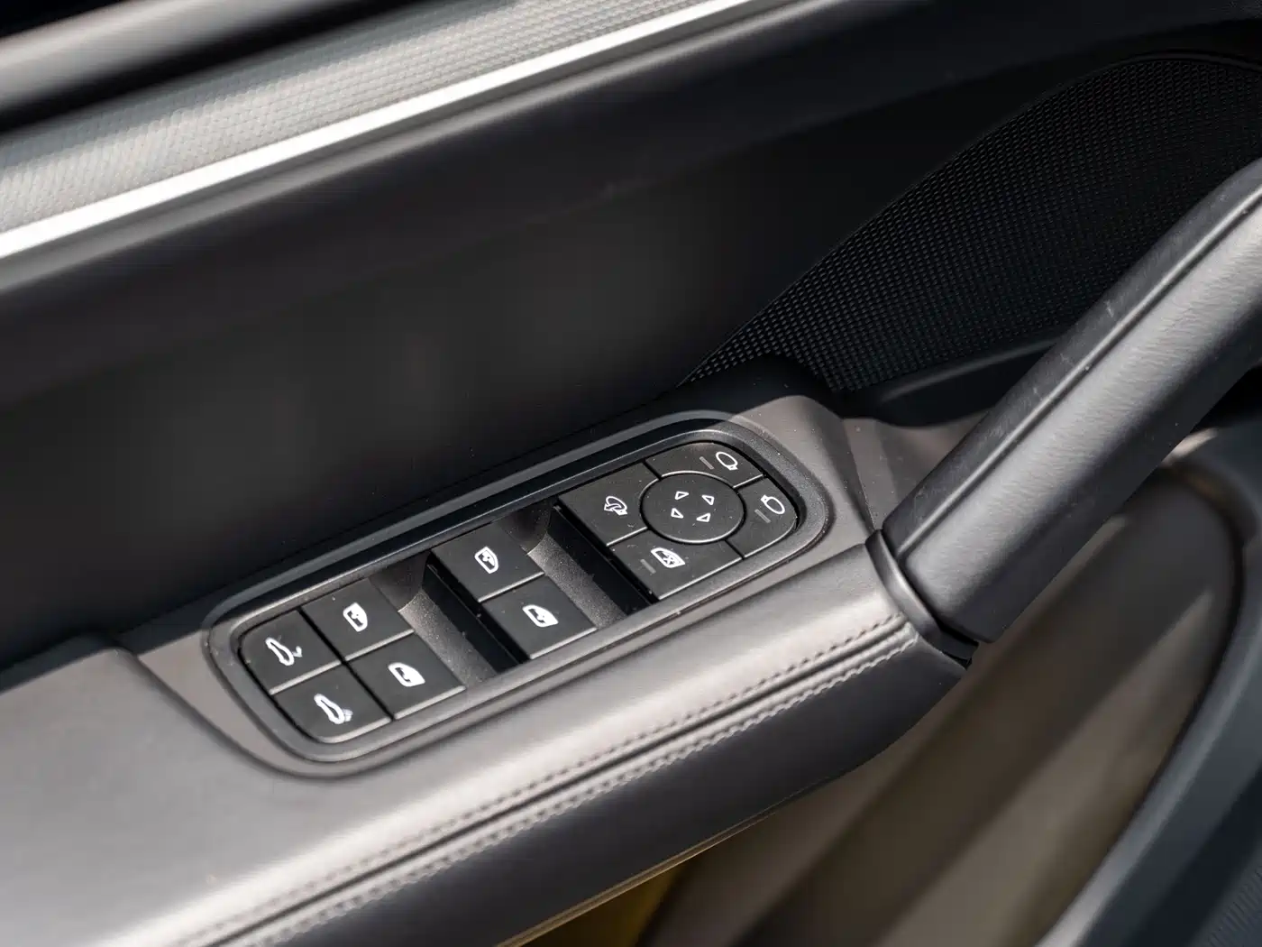 Porsche Cayenne 2025 Cayenne 3.0T Dream Chaser Edition фото 15