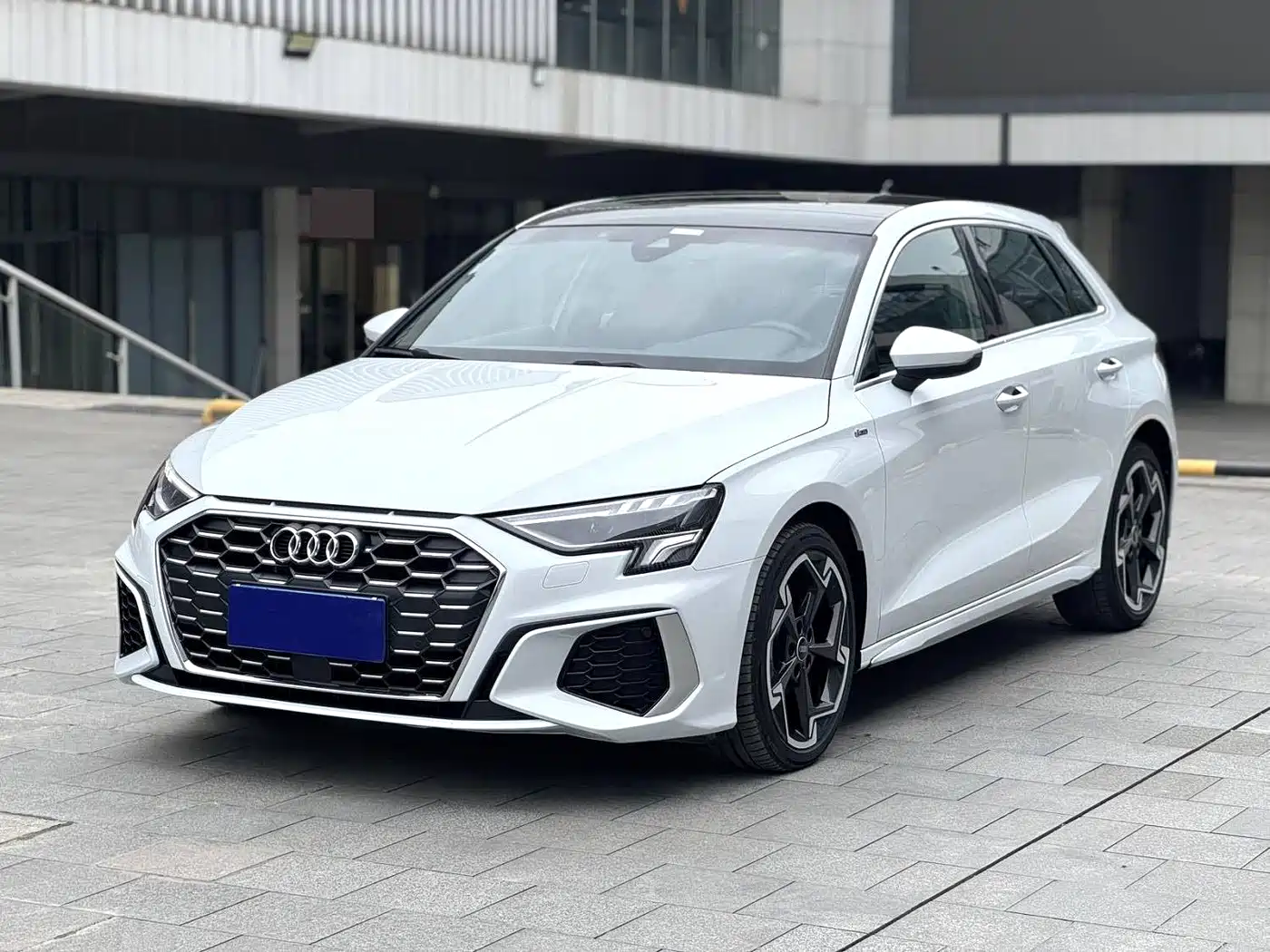 Audi A3 2023 Sportback 35 TFSI Luxury Elegance