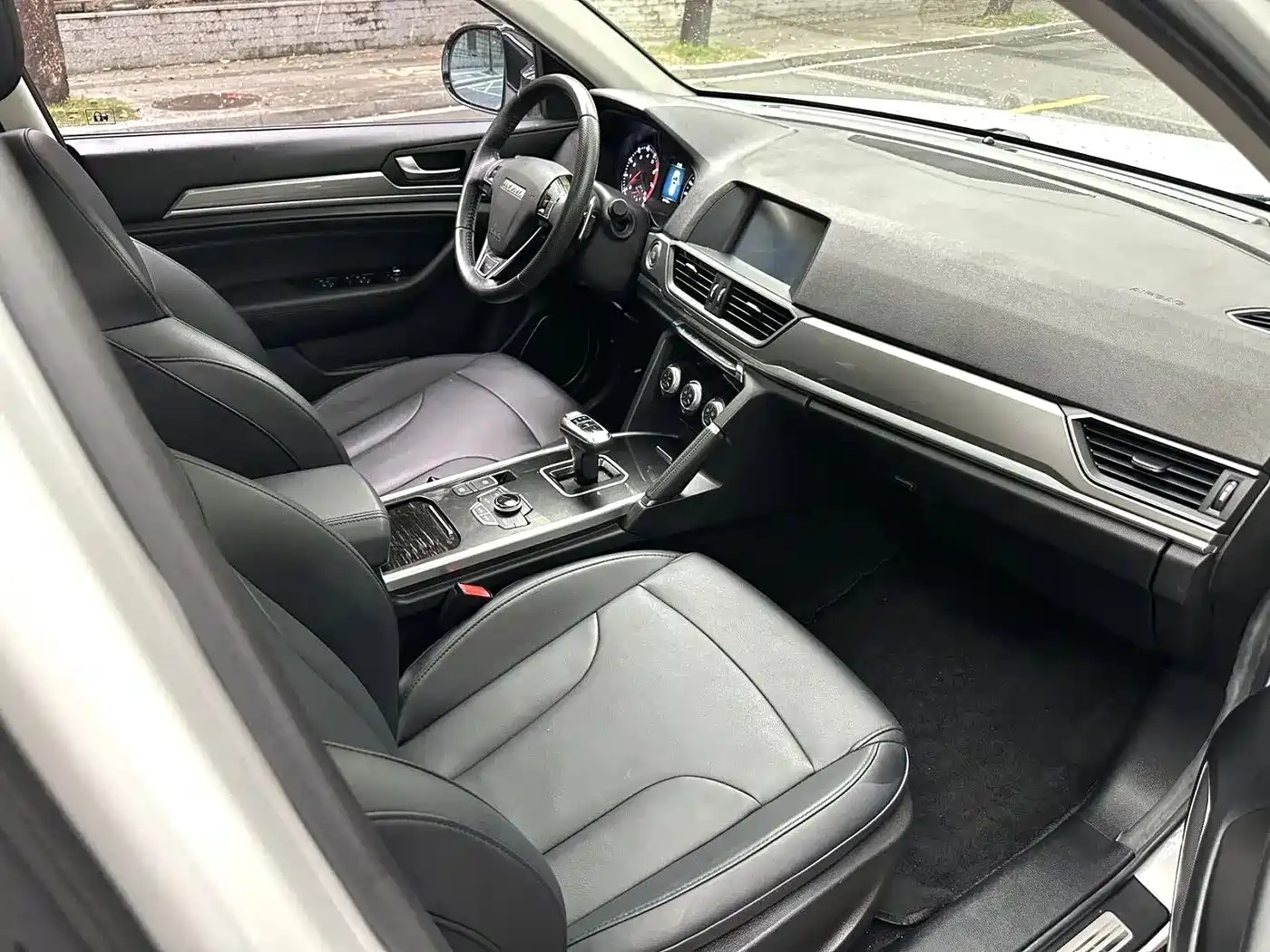 Фото 5 - Haval H6