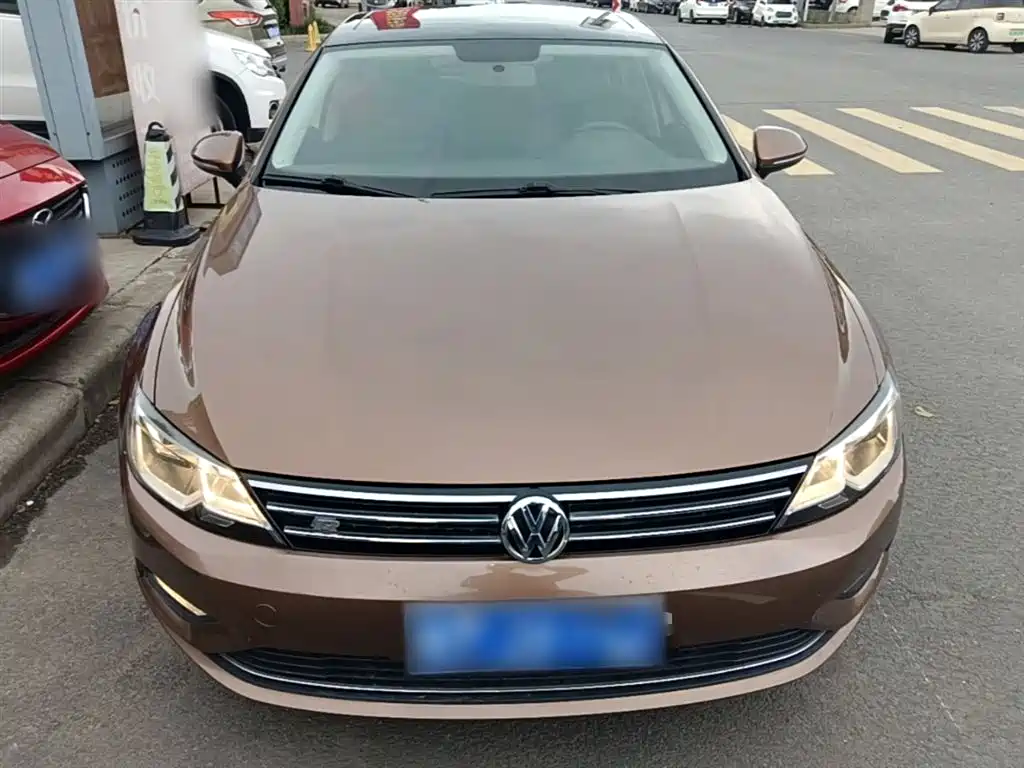 Volkswagen Lamando 2015 330TSI DSG Comfort фото 3