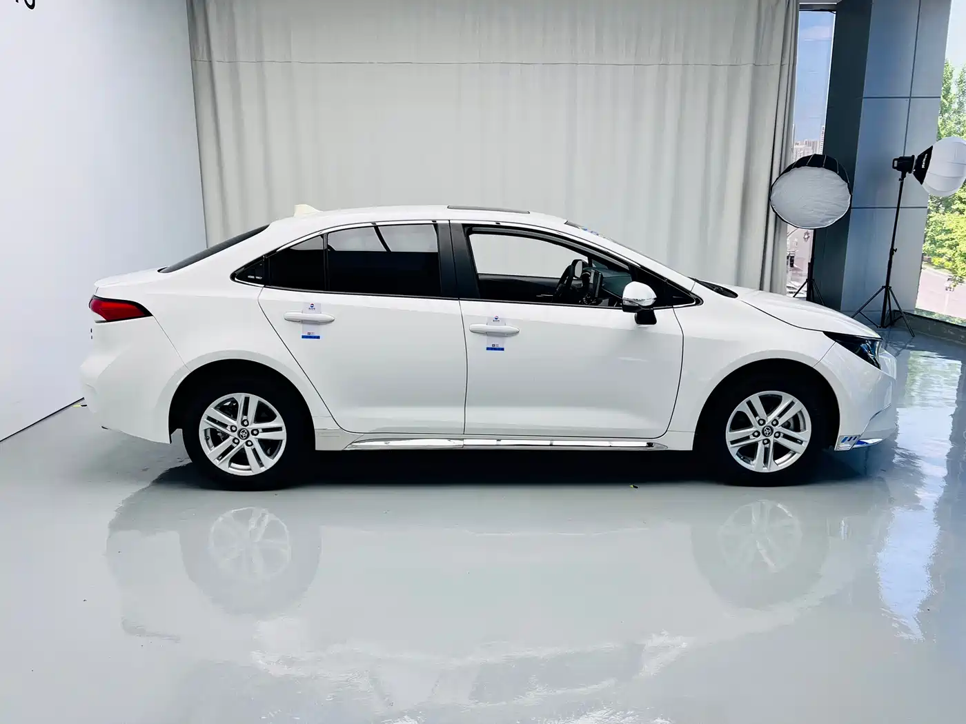 Toyota Levin 2022 185T CVT Luxury Edition фото 5
