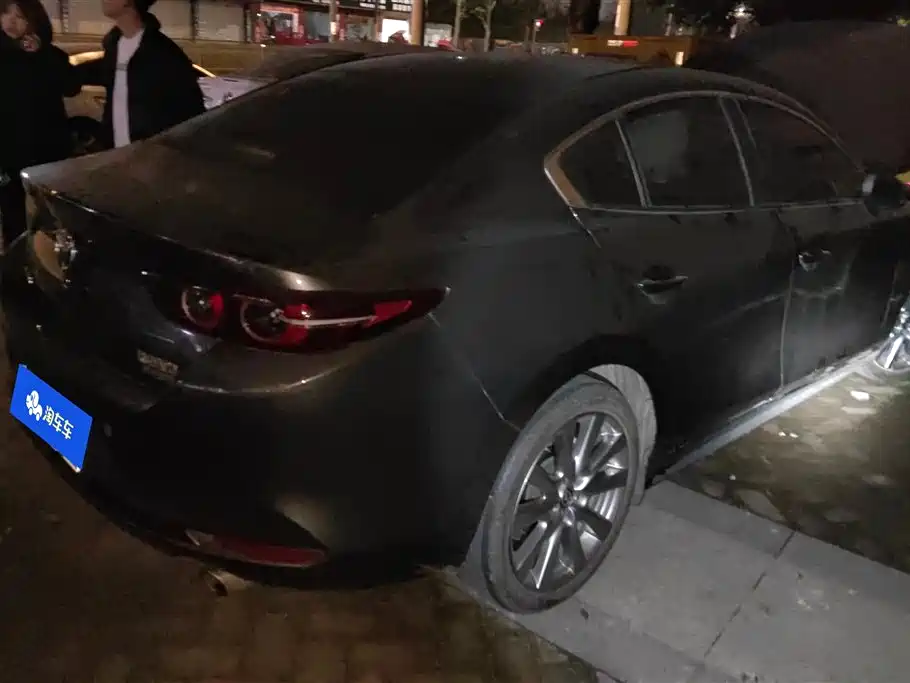 MAZDA 3 ANGKESAILA