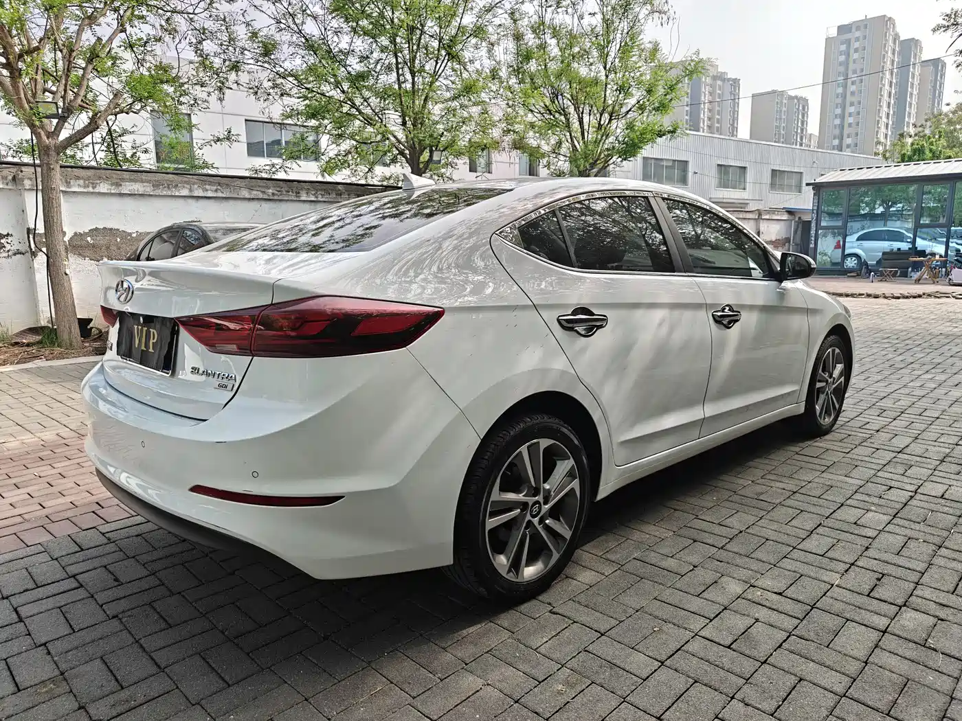 Hyundai Elantra 2016 Model 1.6L Automatic Smart Elite фото 4