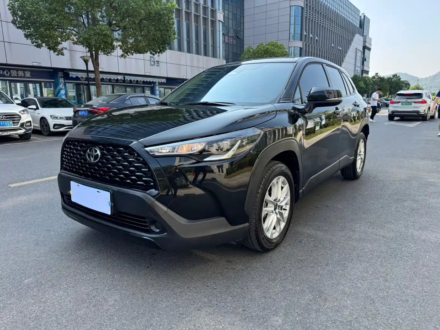 Toyota Corolla Cross 2025 2024 Model 2.0L Pioneer Edition
