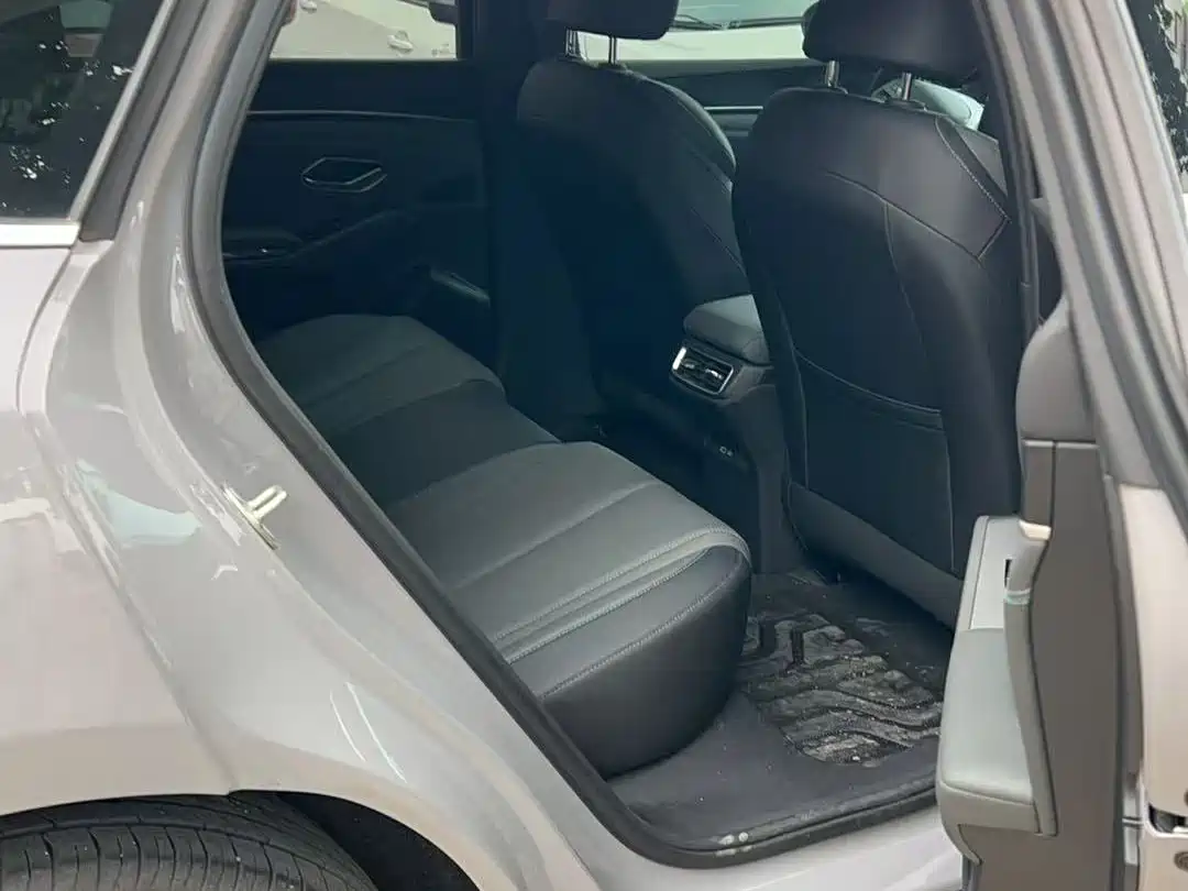 BYD Qin L 2026 2026 Model DM-i 210KM Superior Edition
