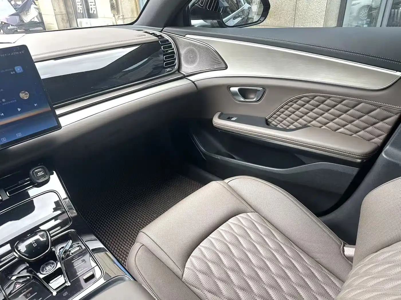 BYD Han 2023 EV Champion Edition 605KM FWD Premium фото 6