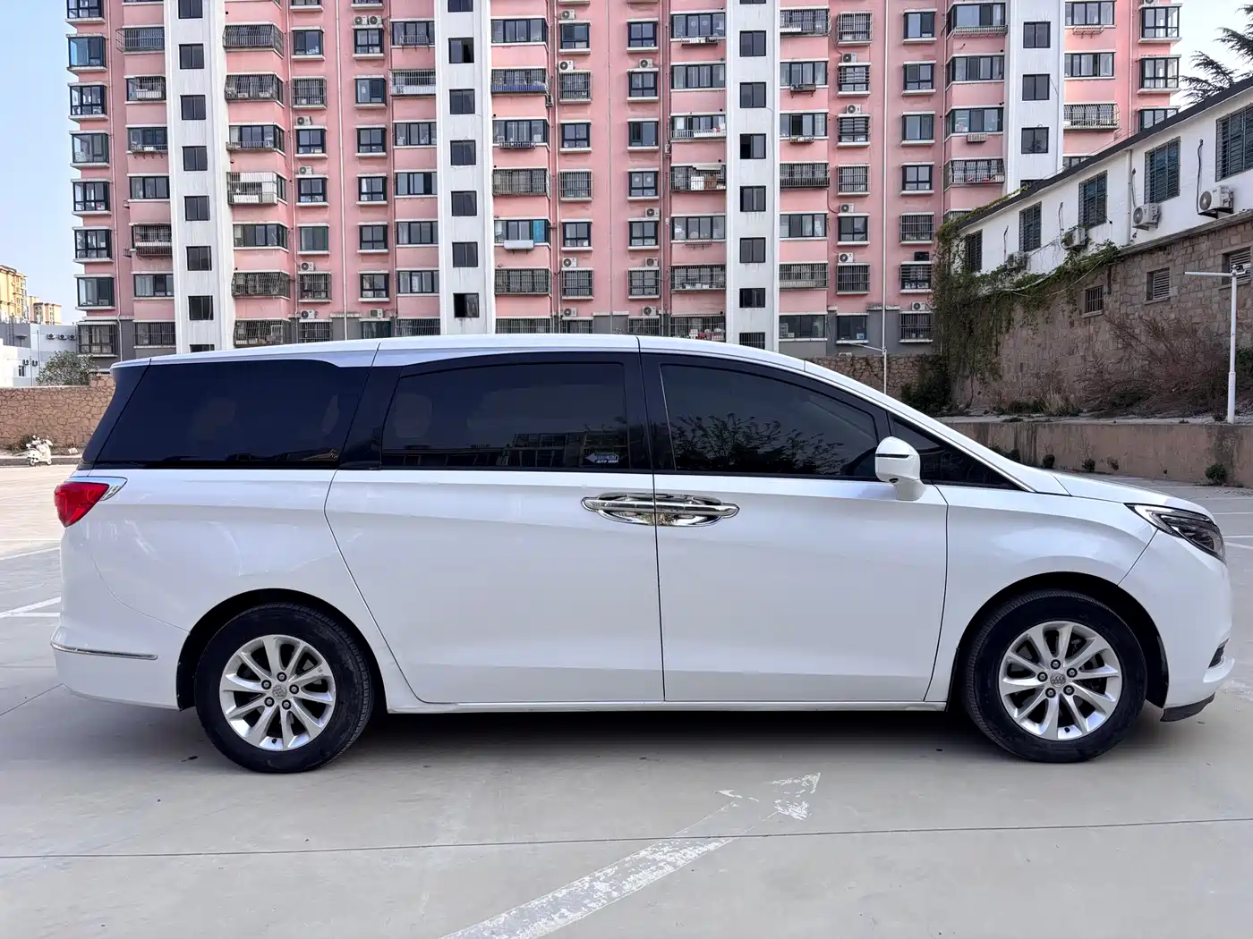 Buick GL8 2017 ES 28T Premium China V фото 10