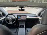 صورة 5 - Tesla Model Y