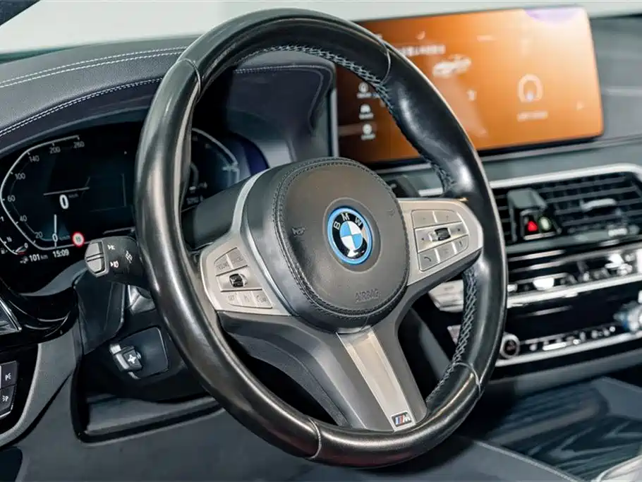 BMW 5 SERIES NEW ENERGY