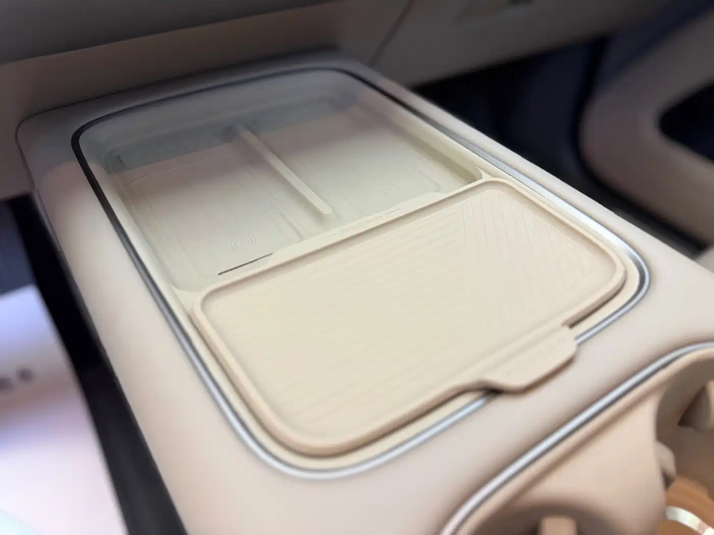 Li Auto i6 2026 2025 2WD Base Model