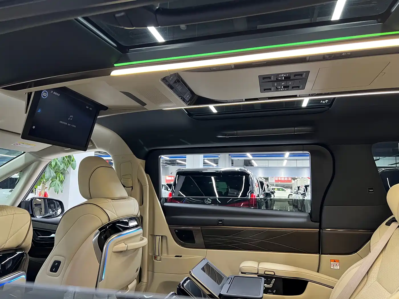 Toyota Alphard 2025 2024 Hybrid 2.5L Ultimate Enjoyment Edition